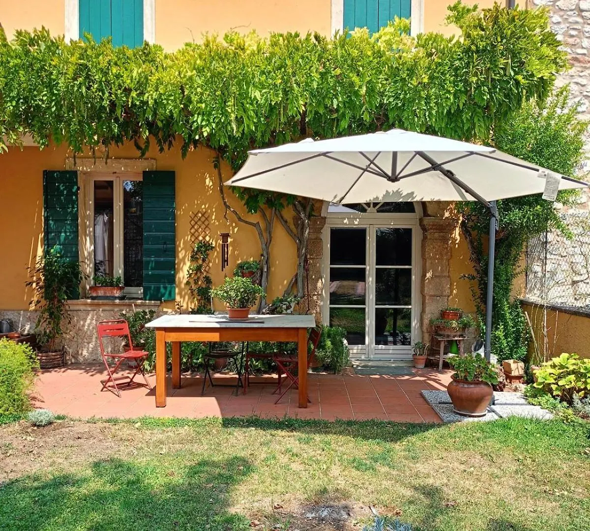 Вилла Corte L'Ovo - Country House 15 Minutes From The Heart Of Verona Греццана